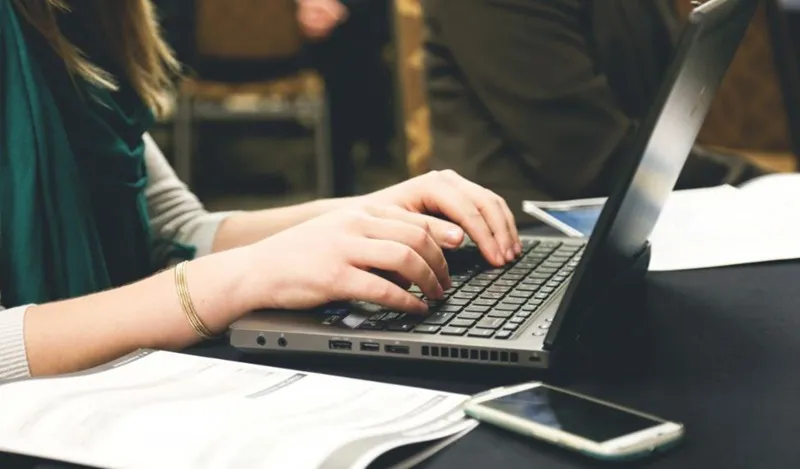 yeah1-go-ban-phim-bi-danh-cap-thong-tin (2)