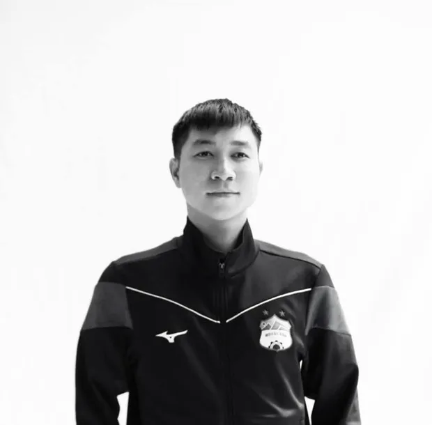 yeah1-bac-si-clb-hoang-anh-gia-lai-tu-nan (1)