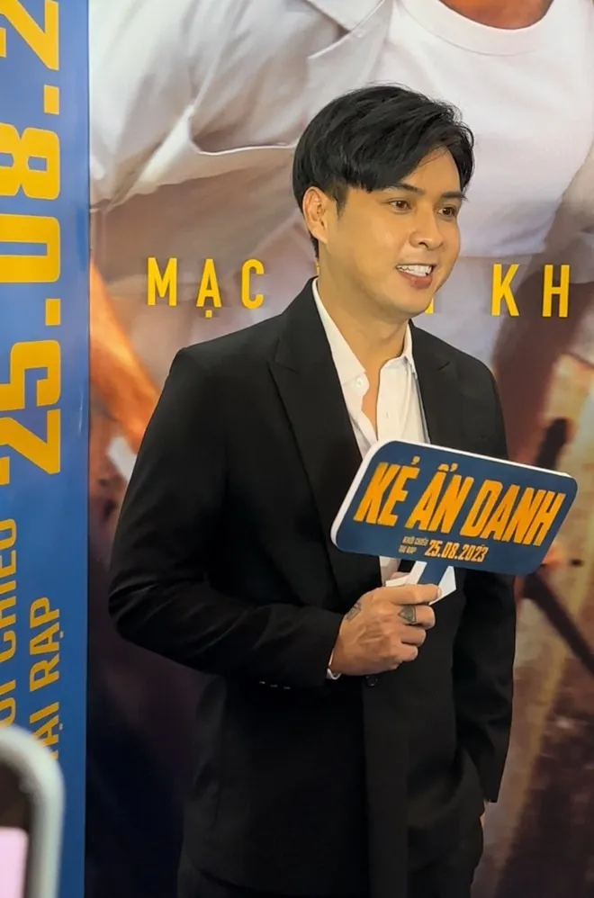 yeah1-ho-quang-hieu-xuat-hien (4)