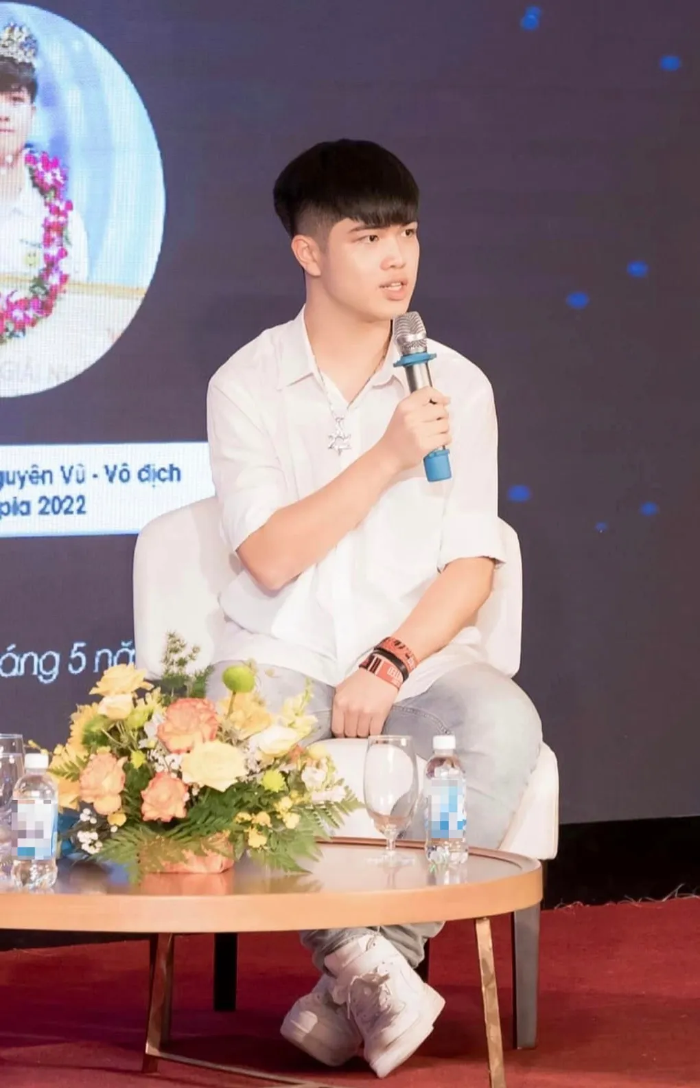 yeah1-quan-quan-olympia-dang-le-nguyen-vu-sau-mot-nam-vo-dich (2)