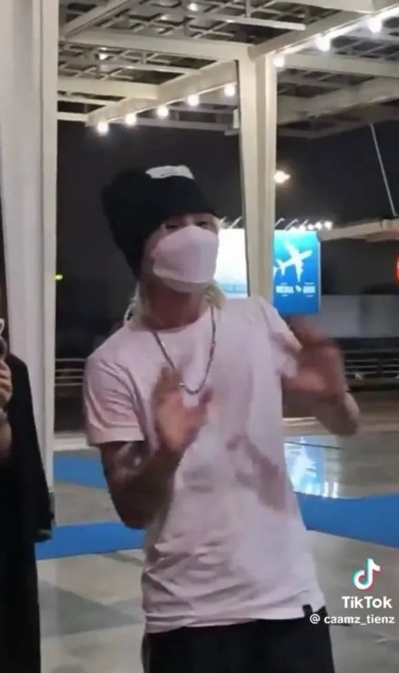 jack-lan-dau-xuat-hien-sau-nghi-van-hen-ho-thuy-ngan (7)