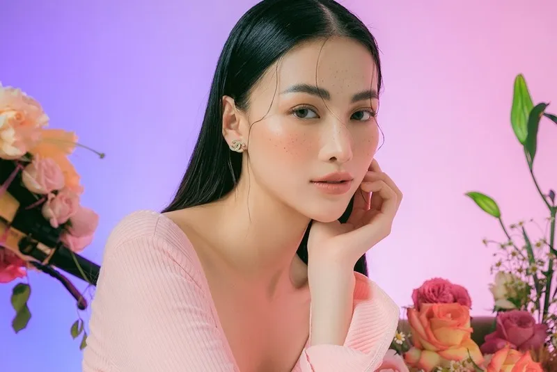 hoa-hau-phuong-khanh-bat-mong-tay (2)