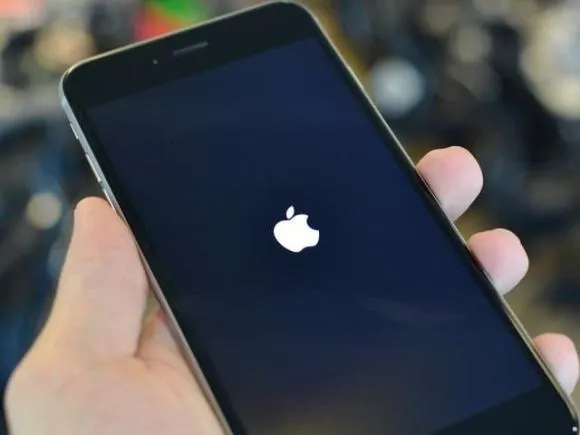 dien-thoai-day-bo-nho-chi-can-nhan-mot-nut (6)