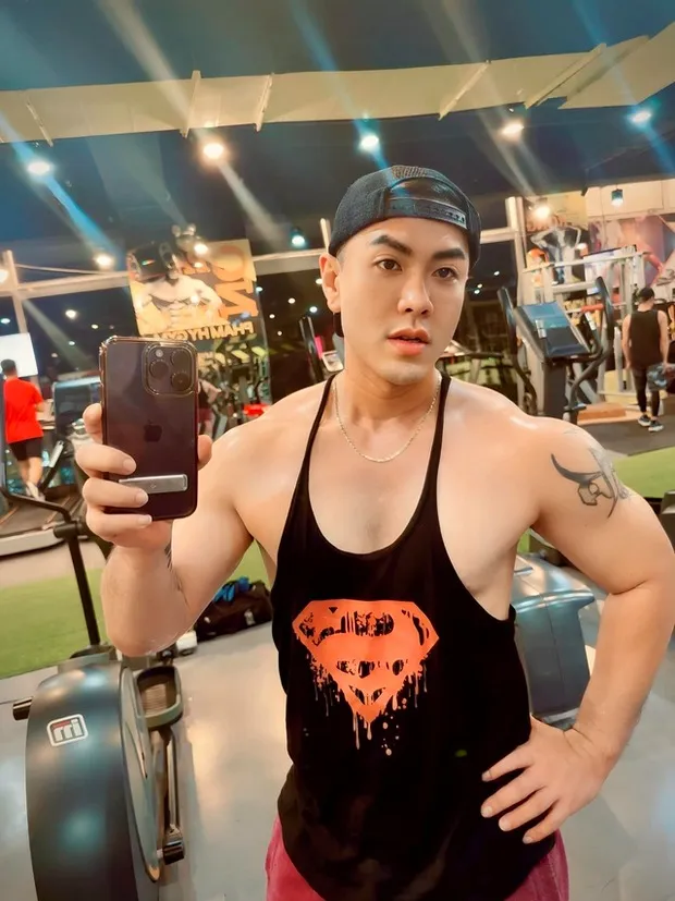 akira-phan-trung-tu-nhan-sac (5)