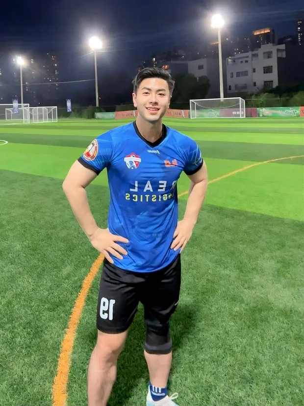 akira-phan-trung-tu-nhan-sac (6)