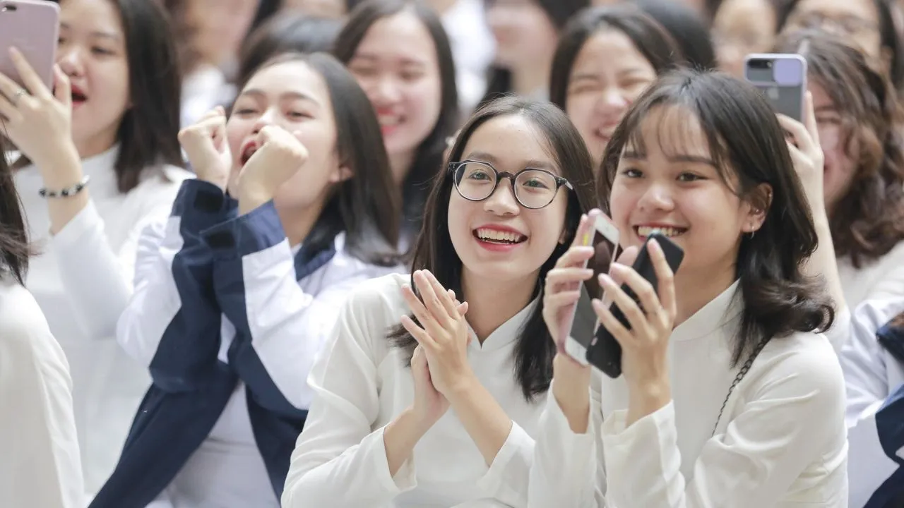 tieng-phap-la-ngon-ngu-duoc-nguoi-tre-Viet-ua-chuong-nhat-ngoai-tieng-Anh (1)