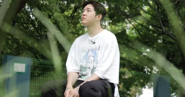 nam-tae-hyun-ban-nha-ba-me-de-tra-no