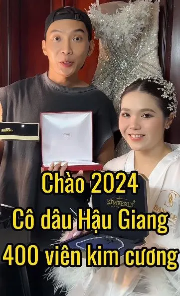 co-dau-hau-giang-gay-sot-voi-hoi-mon-400-vien-kim-cuong (1)