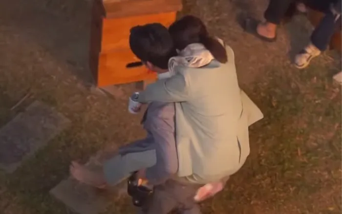 nu-dien-vien-minh-trang-ngat-xiu-trong-luc-quay-phim (6)