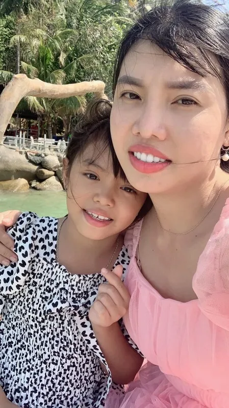 sau-6-nam-dai-tu-nhan-sac-cuoc-song-cua-thi-no-tai-sinh-hien-ra-sao (6)