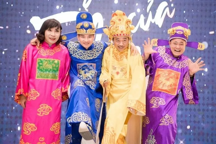 lam-vy-da-la-nghe-si-mien-nam-dau-tien-tham-du-tao-quan (1)