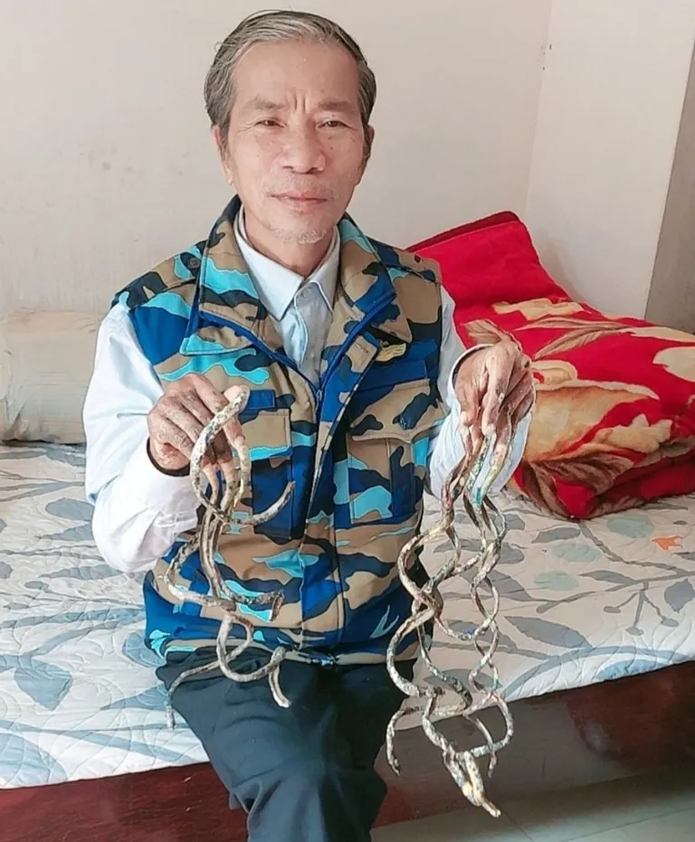 nguoi-dan-ong-gay-sot-voi-so-thich-de-mong-tay-dai-1m (6)