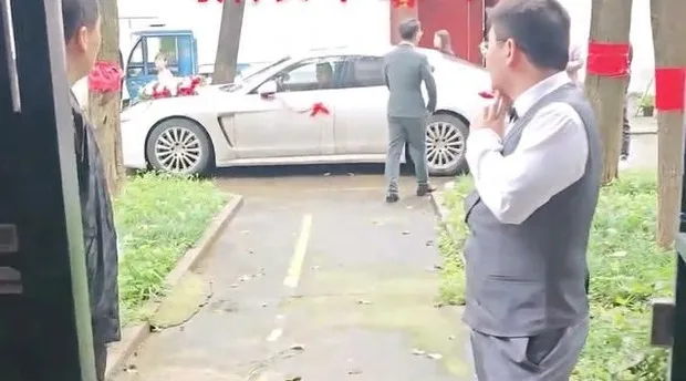 chu-re-den-ruoc-dau-nhung-quen-mang-mon-do-quan-trong (3)