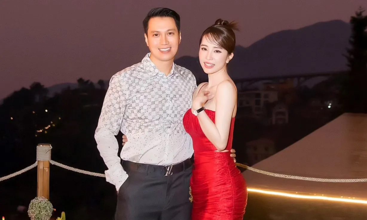 quynh-nga-va-viet-anh-nghi-choi (3)