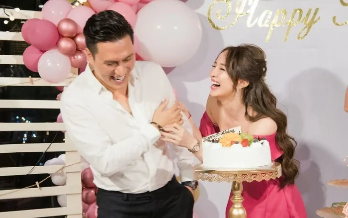 quynh-nga-va-viet-anh-nghi-choi (5)