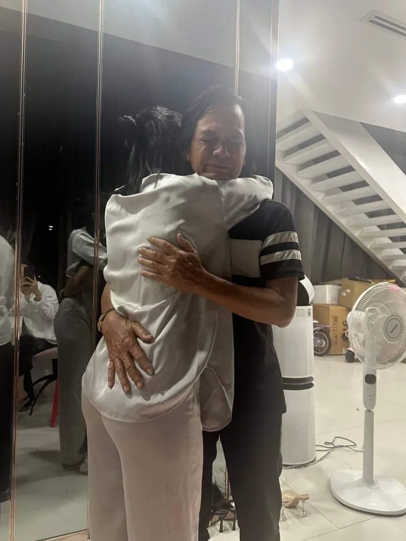 nu-dai-uy-cong-an-ap-giai-ngoc-trinh-gay-sot