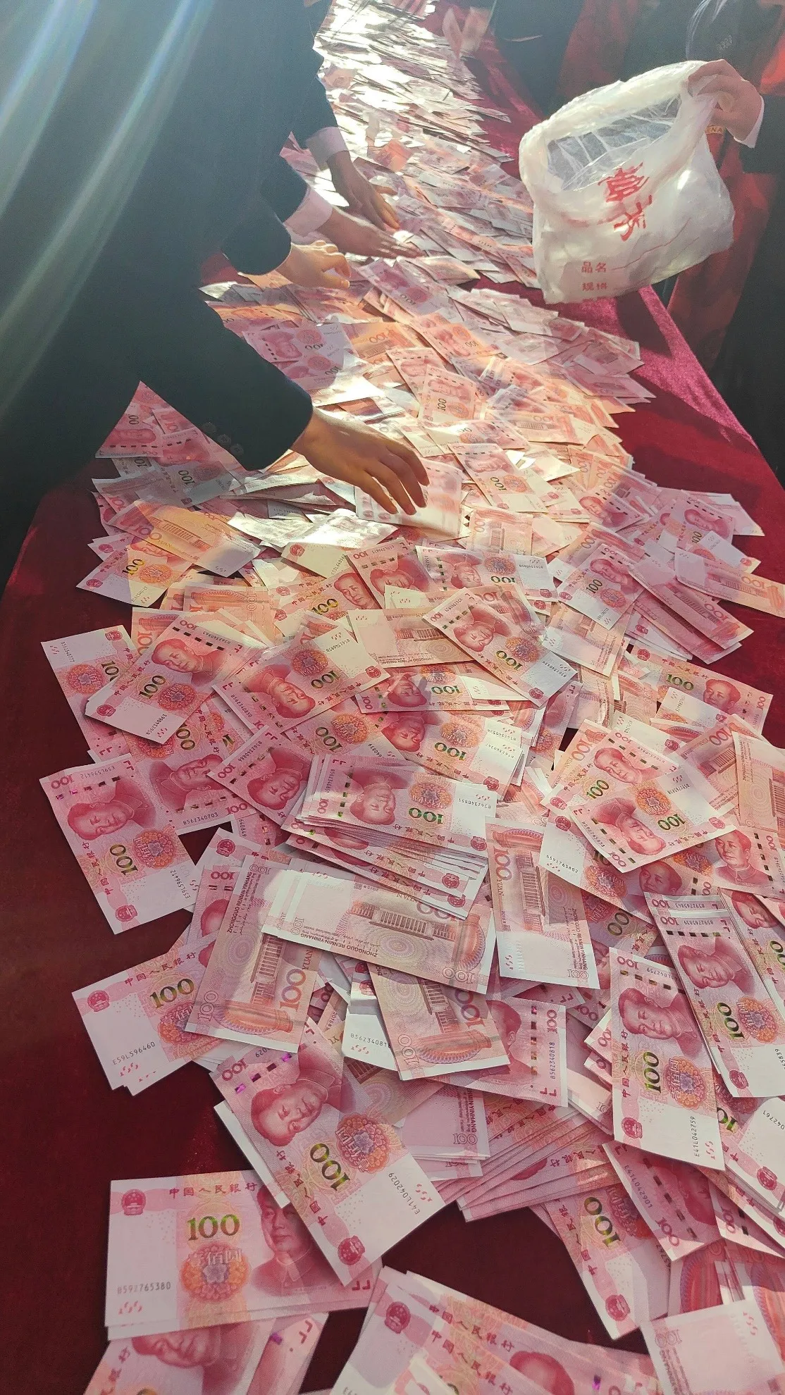 cong-ty-thuong-tet-doc-la (1)