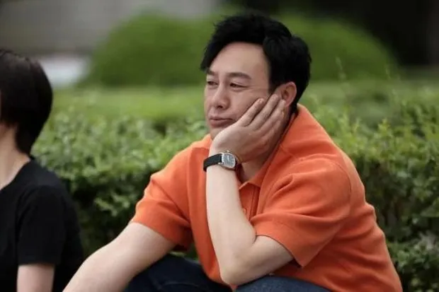 sao-nam-bi-khan-gia-ep-dong-phim-dip-tet (4)