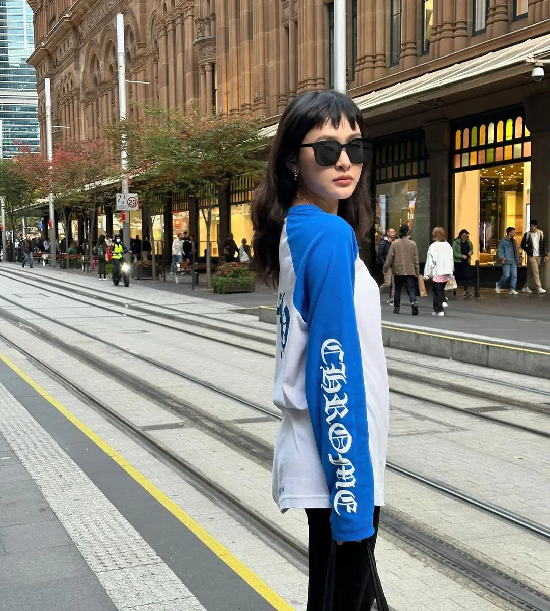 hien-ho-khoc-sung-mat (2)