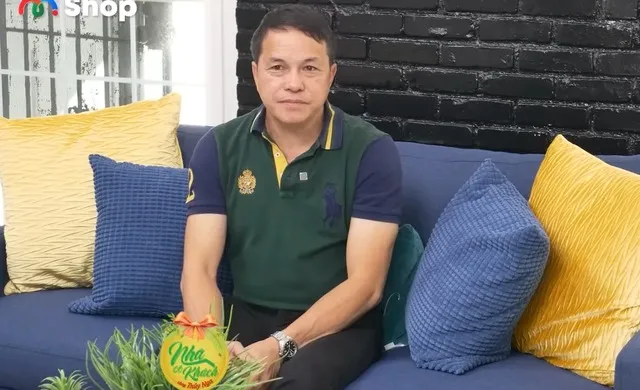 van-ruy-tu-danh-hai-noi-tieng-sang-my-dinh-cu-nay-phai-lam-tho-ho-cat-co-thue (3)