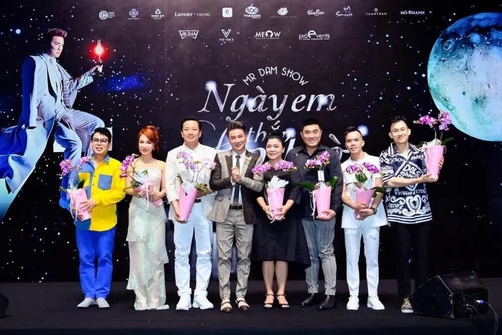 dam-vinh-hung-bi-nga-tu-tren-cao