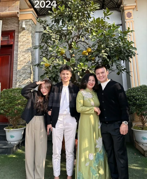 co-gai-vo-tinh-chup-chung-voi-chong-tuong-lai (6)