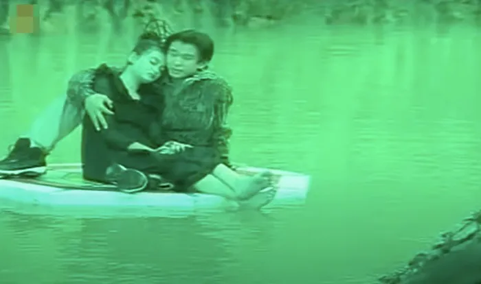 nu-chinh-mv-tinh-don-phuong-cua-dan-truong-qua-doi (8)