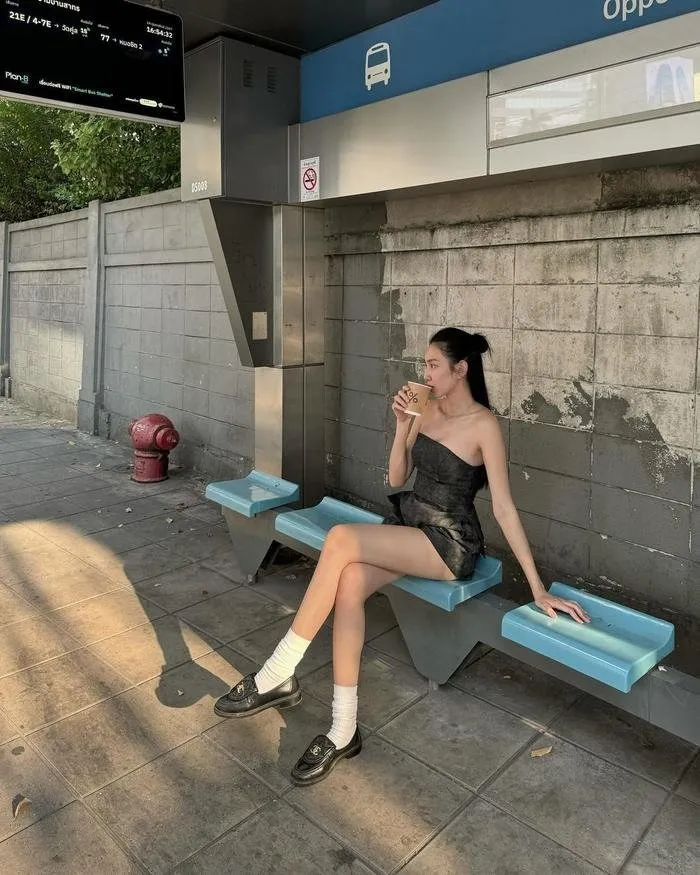 hoa-hau-thuy-tien-khoe-nhan-sac-nong-bong-tren-dat-thai-lan (1)