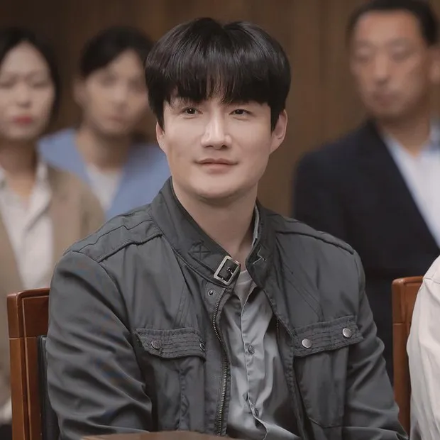 nam-dien-vien-the-glory-thong-bao-ly-di-vo-leo-thang-top-search (5)