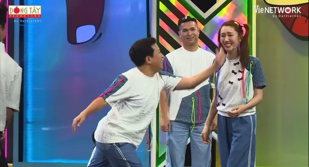 truong-giang-danh-vao-mat-thuy-ngan-gay-tranh-cai (8)