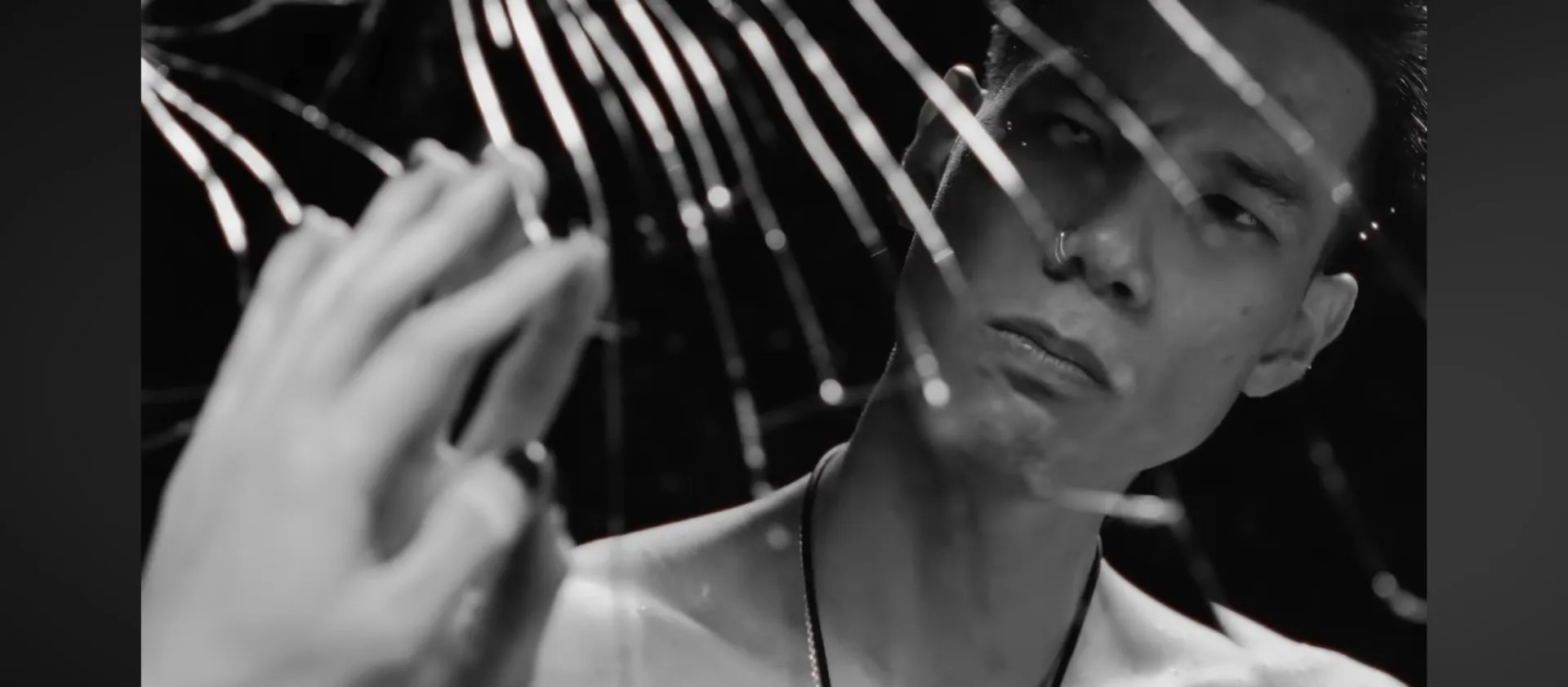 mck-cam-on-son-tung-khi-hoa-g-dradon-ban-viet (9)