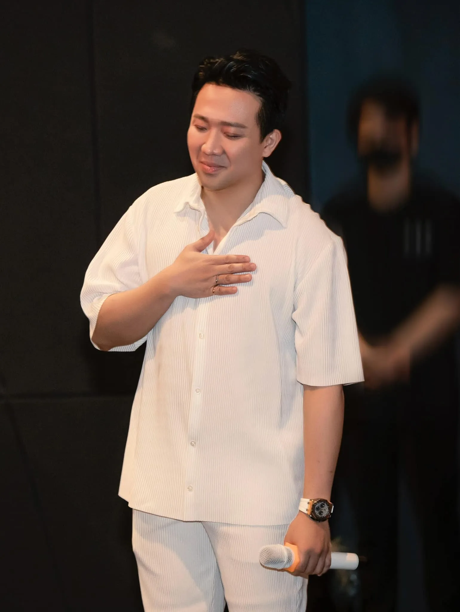 tran-thanh-len-tieng-hau-on-ao-cai-ten-trung-duong-trong-phim-mai (5)