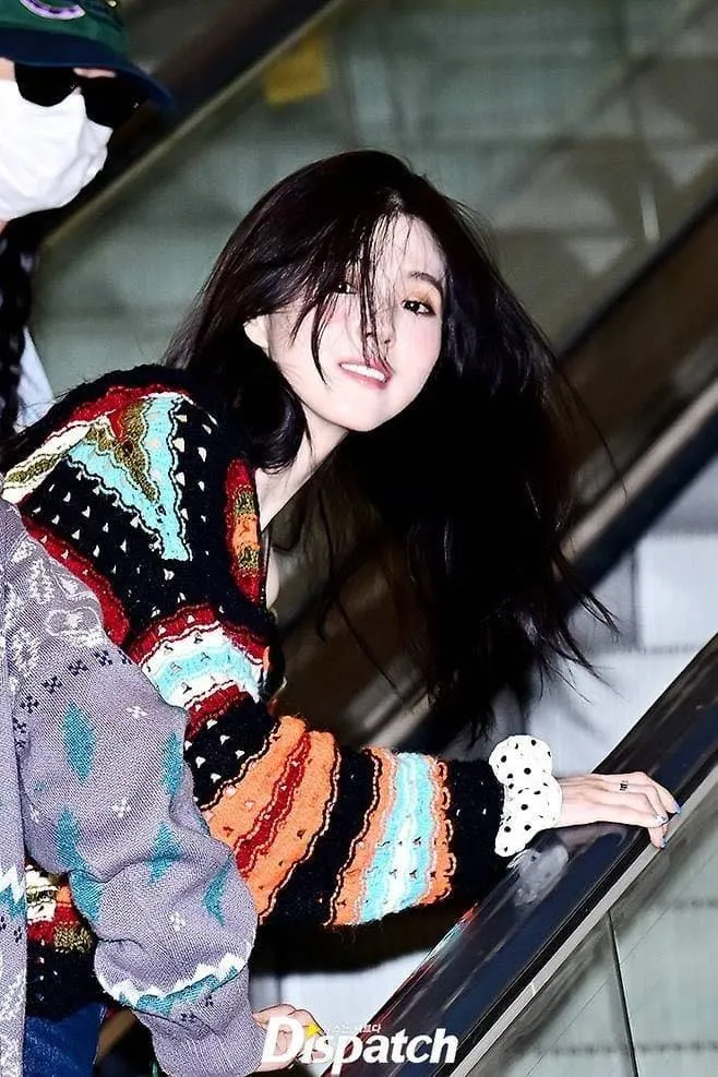 han-so-hee-tro-ve-han-quoc-sau-on-ao-tinh-cam (10)