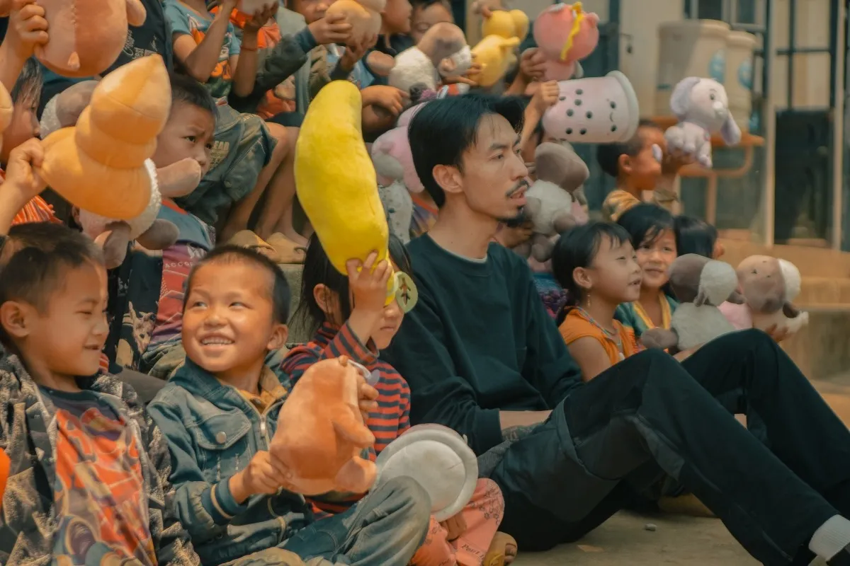 gian-lan-tien-tu-thien-nhung-den-vau-lai-duoc-khen-ngoi-ly-do-vi-sao (6)