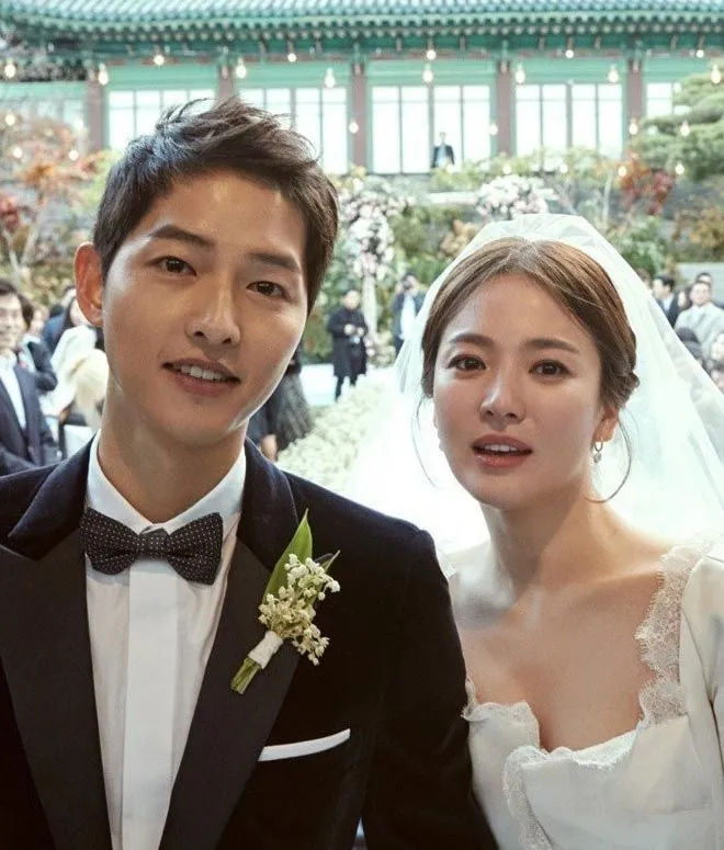 xon-xao-loat-bi-mat-trong-chuyen-ly-hon-cua-song-joong-ki-va-song-hye-kyo (5)