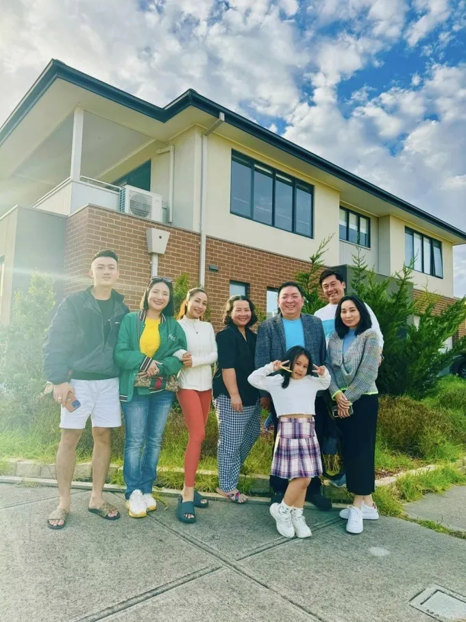 oc-thanh-van-khoe-co-ngoi-tai-uc (9)