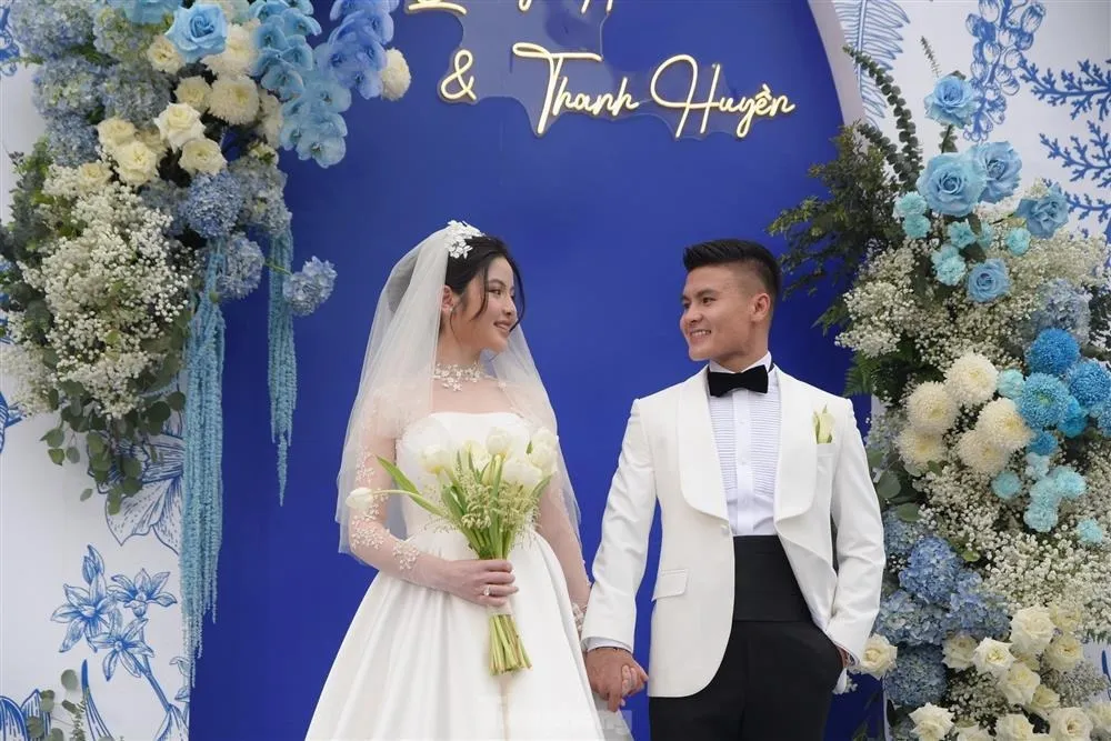 chu-thanh-huyen-met-moi-livestream-chot-don-sau-dam-cuoi (5)
