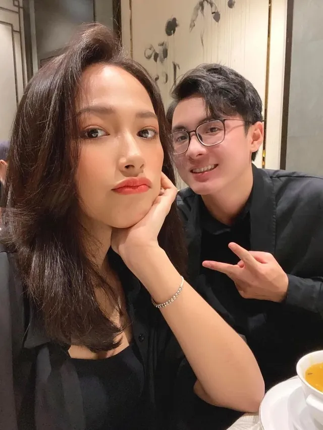 xon-xao-hinh-anh-cara-phuong-co-cu-chi-than-mat-nghi-van-hen-ho-dong-gioi (12)