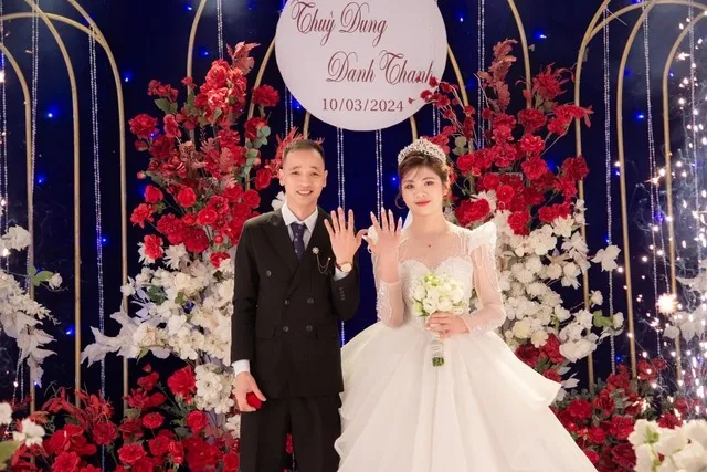 con-re-lon-hon-me-vo-mot-tuoi-gay-sot-tai-lao-cai (4)