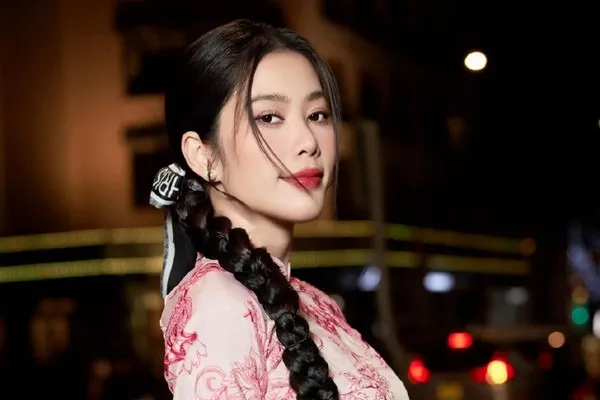 nam-em-bat-ngo-xin-loi-mong-anti-fan-cho-mot-con-duong-song (4)