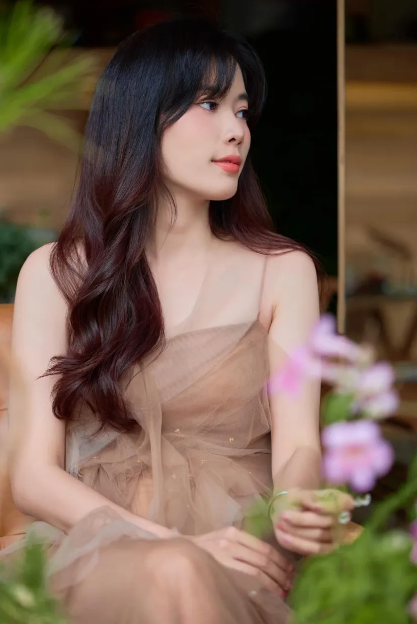 nam-em-cong-khai-hinh-anh-ban-trai-ban-thit-lon