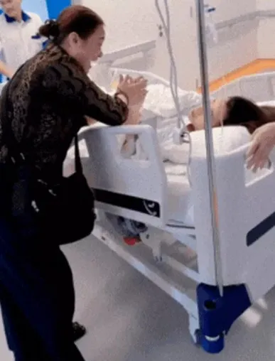 thai-do-me-chong-va-me-ruot-phuong-oanh (1)