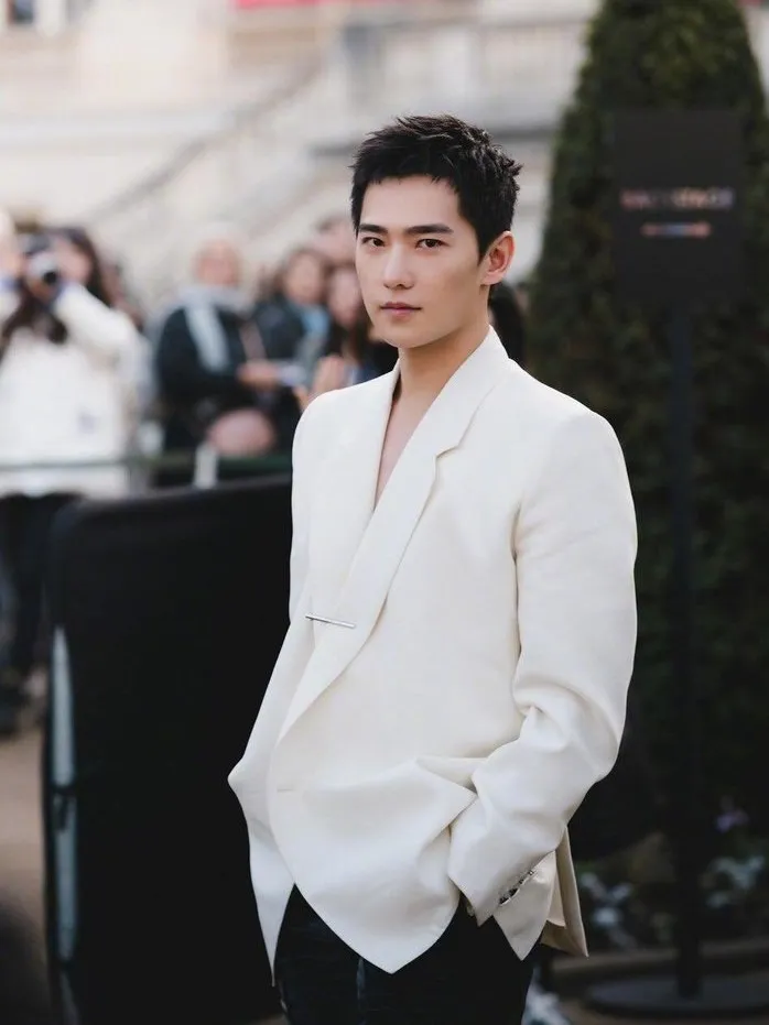 sau-tin-don-hen-ho-phim-moi-cua-duong-duong-va-vuong-so-nhien-khien-fan-dung-ngoi-khong-yen