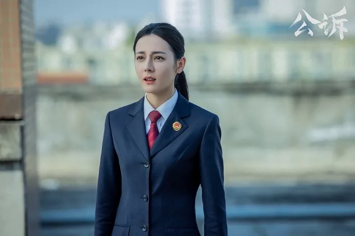 cong-to-cua-dich-le-nhiet-ba-dien-xuat-guong-gao-rating-thap-den-dang-thuong