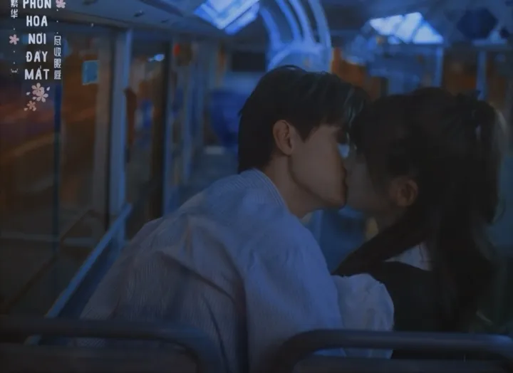 tap-moi-khi-anh-chay-ve-phia-em-truong-duc-nhien-chau-mieu-di-khien-nguoi-xem-do-mat (2)