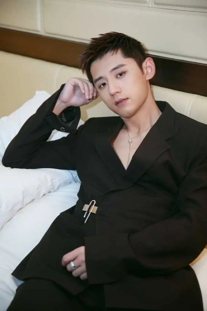 nghi-van-chi-tiet-trong-phim-dat-doanh-thu-2-ty-ndt-lien-quan-den-be-boi-clip-nong-cua-nu-dien-vien-noi-tieng