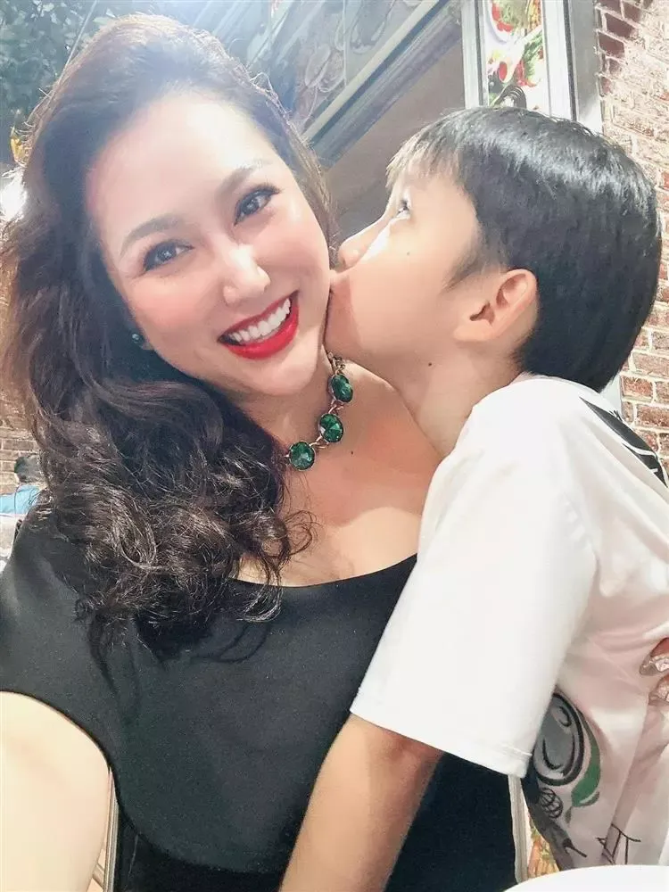 dan-dien-vien-co-gai-xau-xi-sau-15-nam-nguoi-giai-nghe-ke-bac-menh