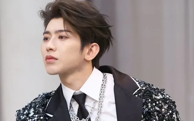 nhan-vien-show-thuc-te-phai-thuc-trang-8-dem-de-cat-tat-ca-canh-co-thai-tu-khon-hau-scandal