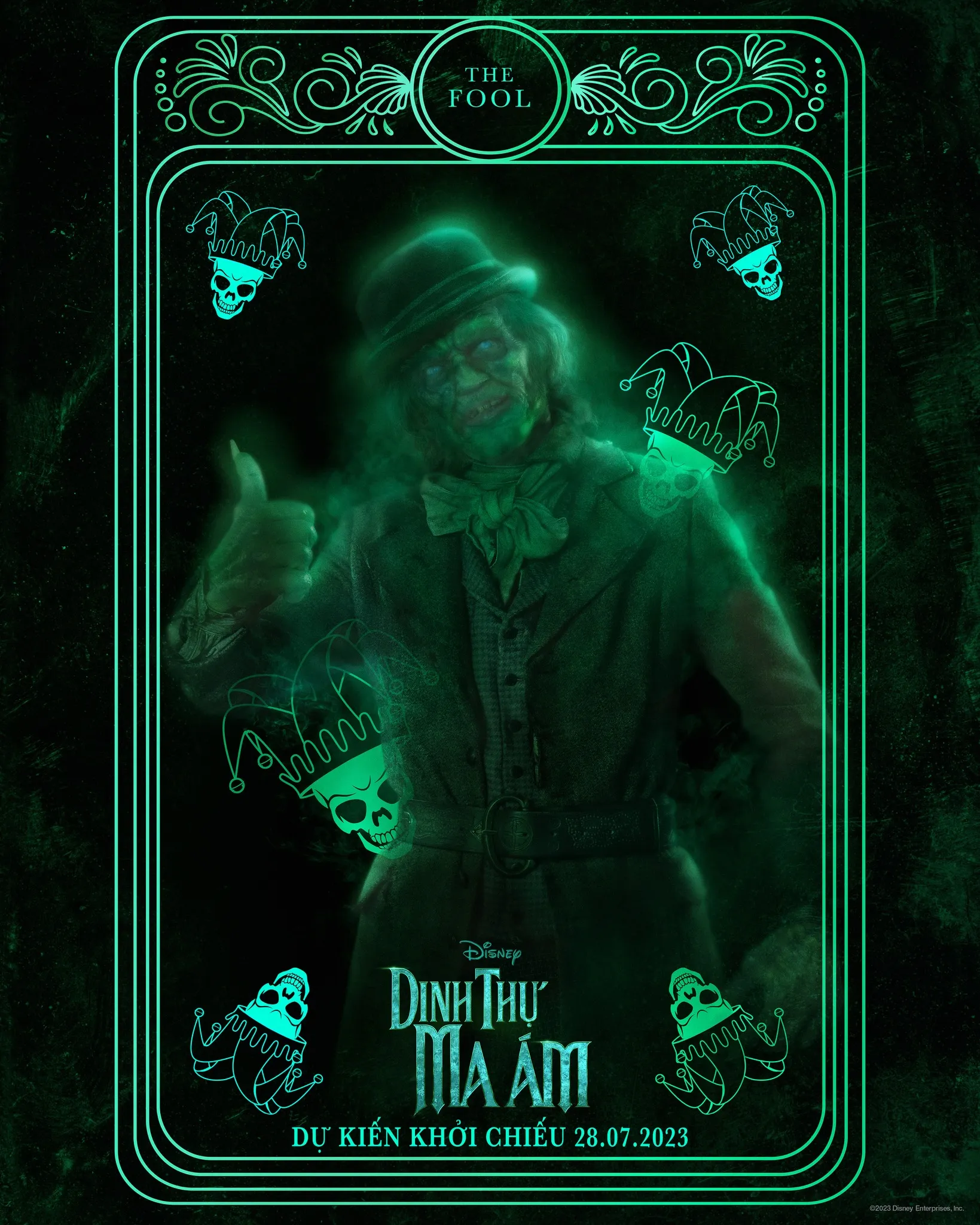 dinh-thu-ma-am-bua-tiec-kinh-di-hai-huoc-giua-rung-phim-day-u-am-dang-gia-thuong-thuc-trong-dip-he-nay