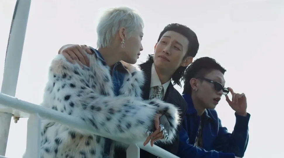 bo-ba-ac-quy-dang-so-nhat-man-anh-han-hien-tai-dien-nu-kim-hieora-tai-xuat-voi-dien-mao-chat-nhu-nuoc-cat